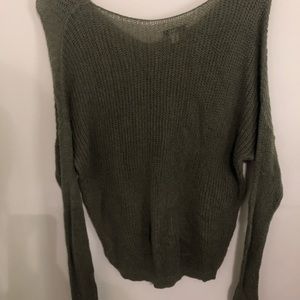 Scoop neck green sweater American Eagle size Small